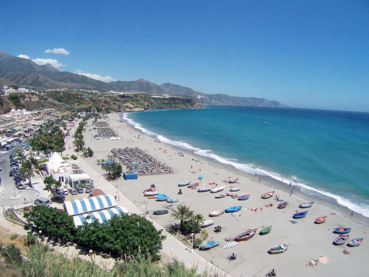 Burriana Front Line Apartment Nerja Ngoại thất bức ảnh